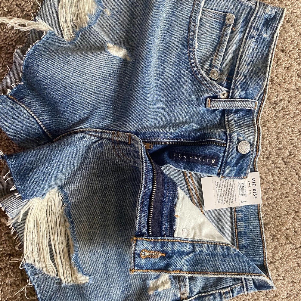 Lucky Brand Mid Rise Cut off size 2